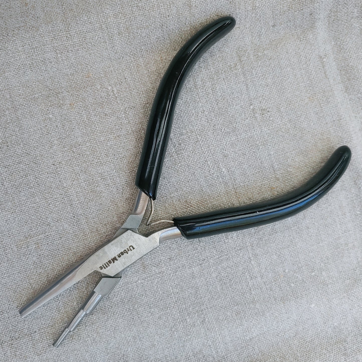Stepped Coiling Pliers